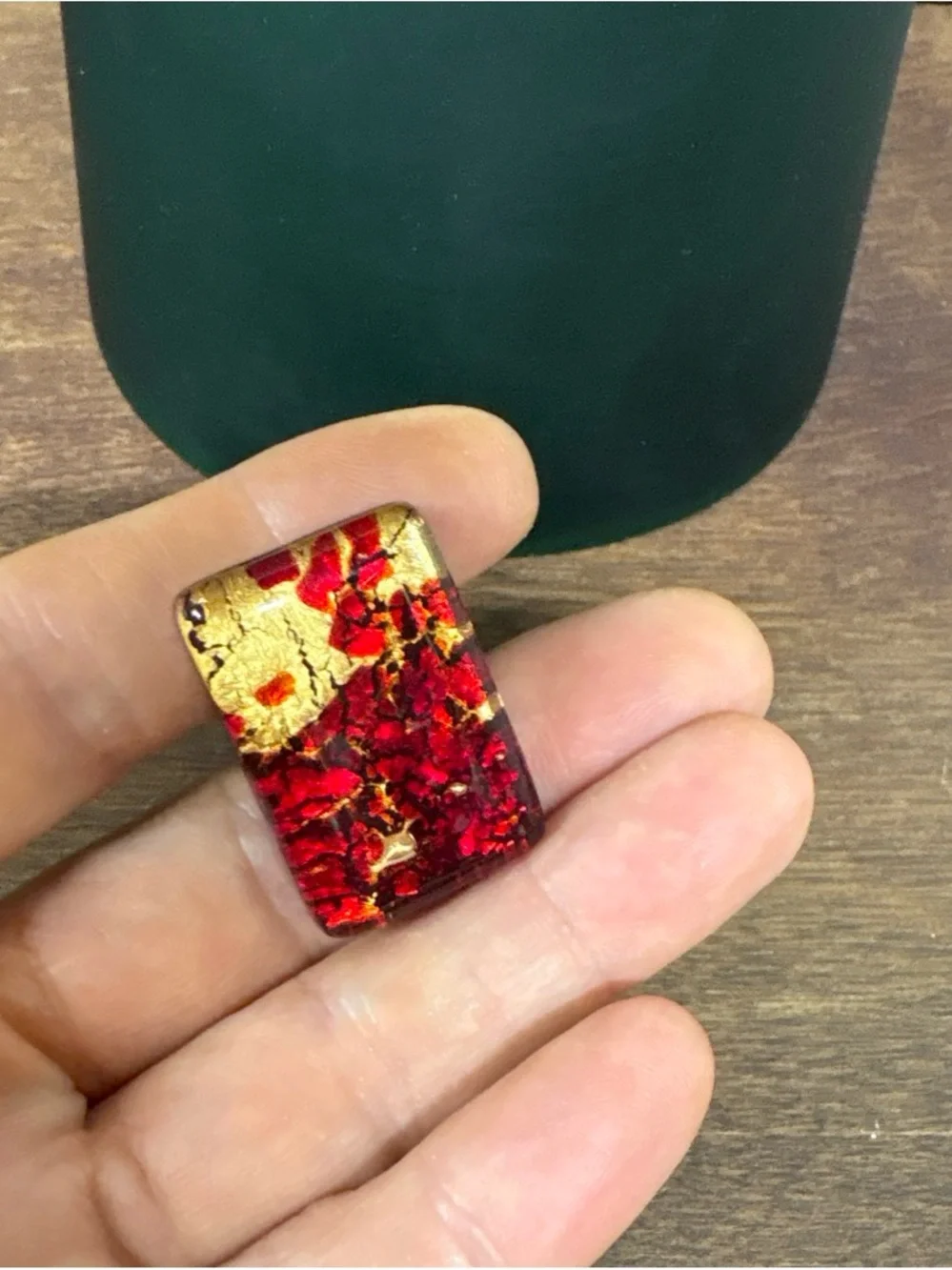N/A bold red